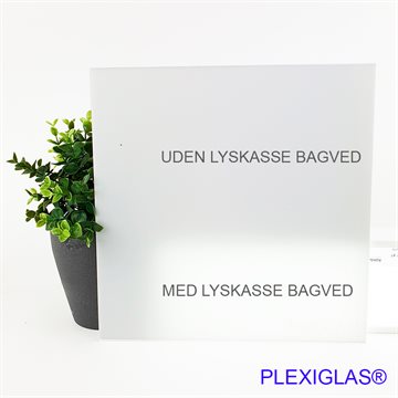 Plexiglas® - Opal Akryl 26 %- 3 mm - Ekstruderet prøve ca. 70*150 mm